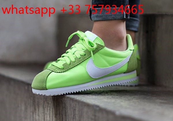 chaussure de foot nike mercurial rouge